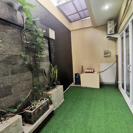 Platinum Setramurni Guest House Bandung 3Br Zewnętrze zdjęcie