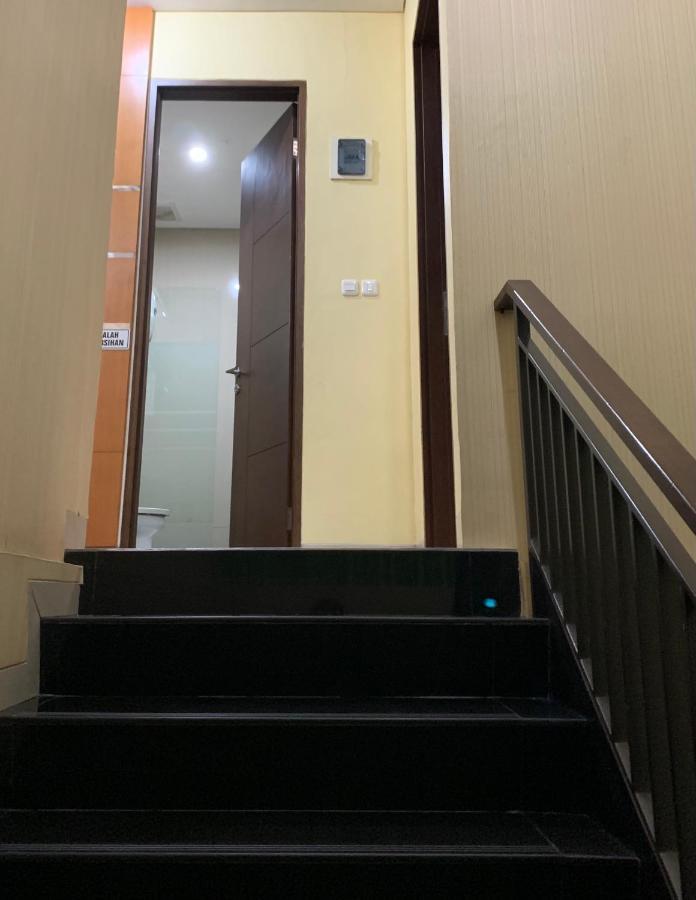 Platinum Setramurni Guest House Bandung 3Br Zewnętrze zdjęcie